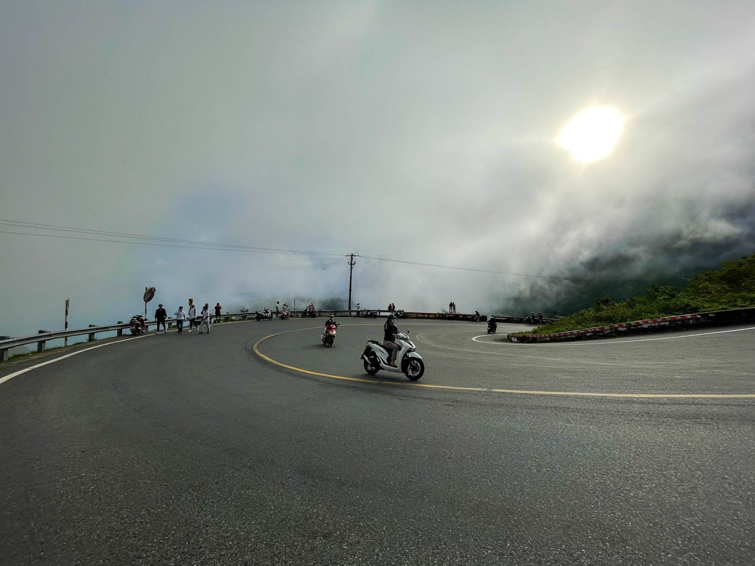 Đèo Hải Vân – Đường đèo ven biển tuyệt tác của thế giới