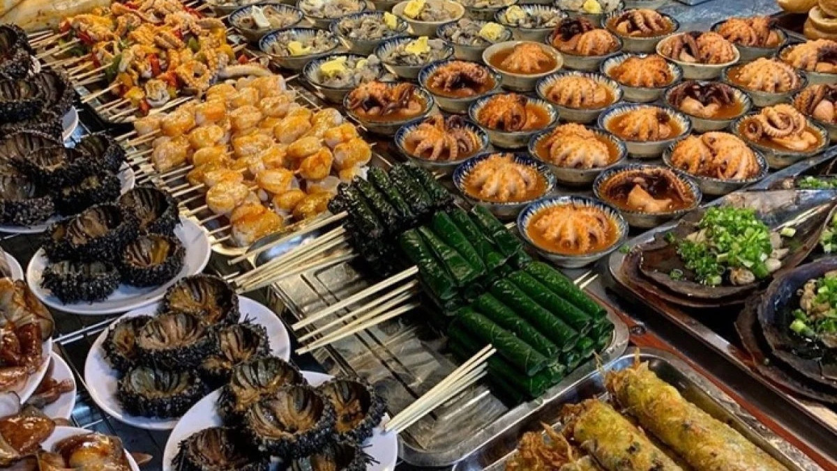 Chợ đêm Đinh Dậu tại Phú Quốc có gì?