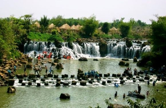 Khám Phá Khu Du Lịch Thác Giang Điền: Trải Nghiệm Tuyệt Vời Cho Cuộc Hành Trình Của Bạn