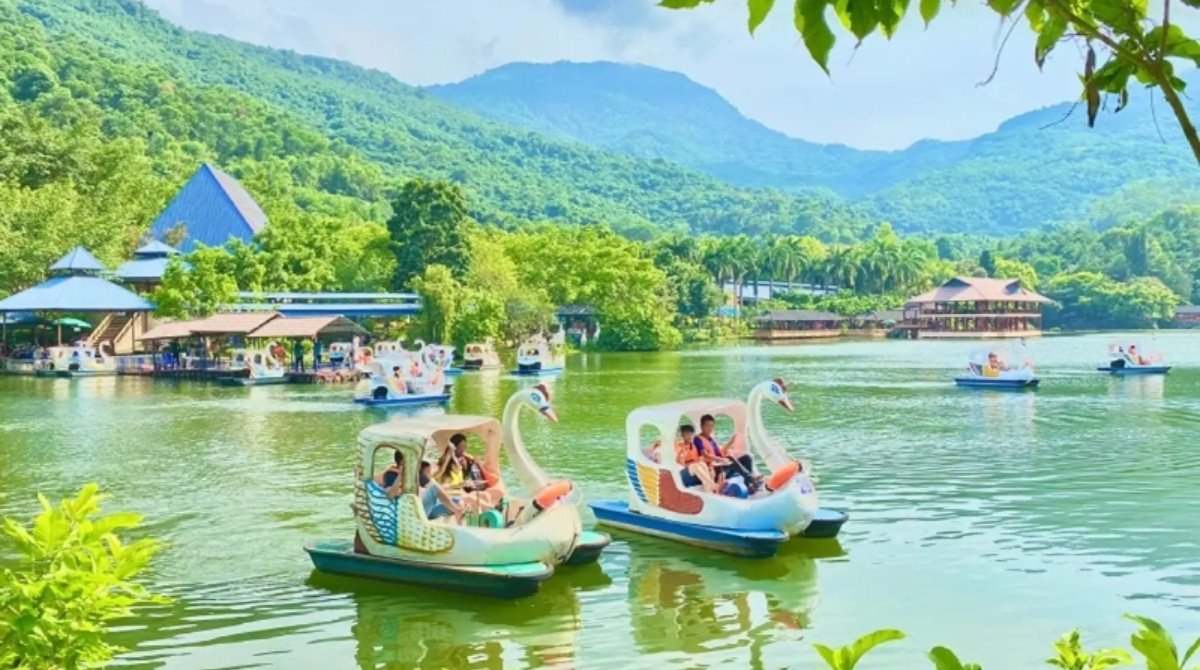 Khu du lịch Ao Vua có gì vui? Tất tần tật những điều bạn cần biết khi du lịch tại đây