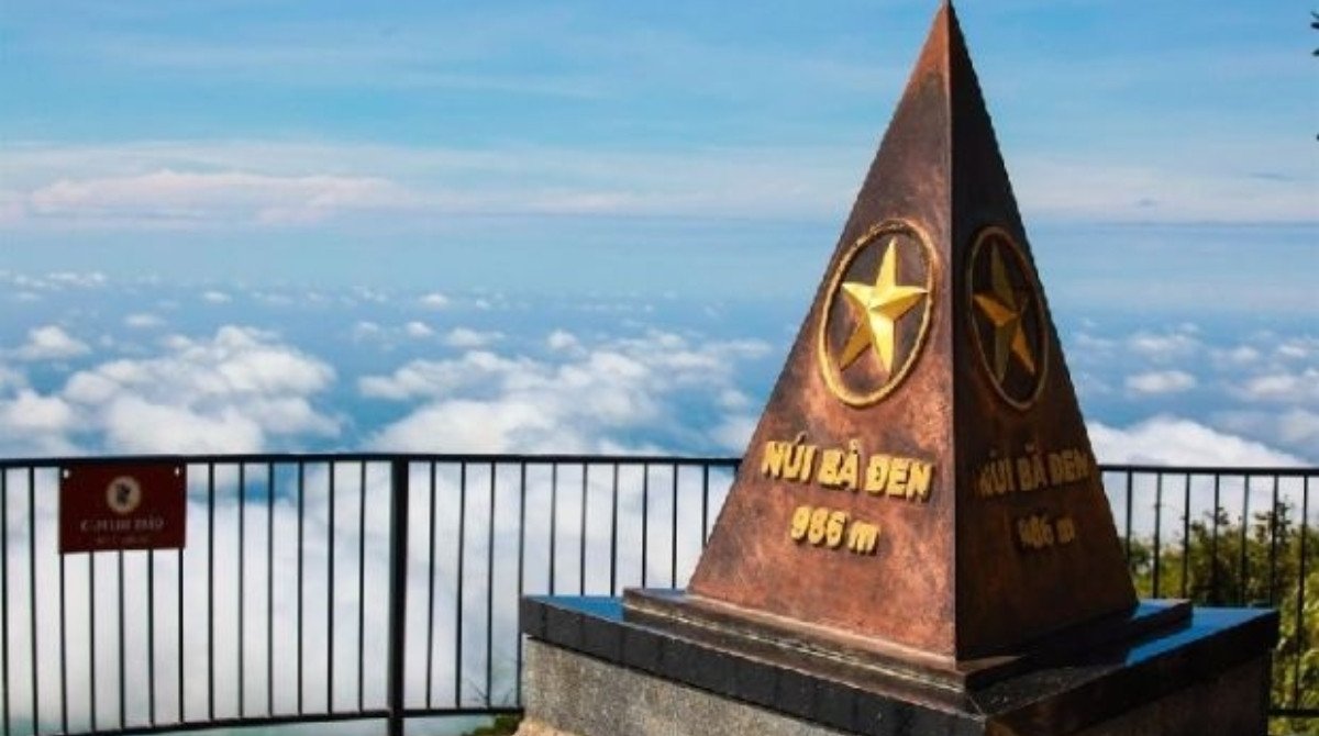 Khu du lịch núi Bà Đen có gì vui? Kinh nghiệm du lịch núi Bà Đen từ A-Z