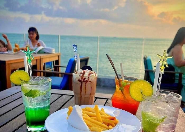 View quán cà phê sang xịn mịn nhất Đảo Phú Quý