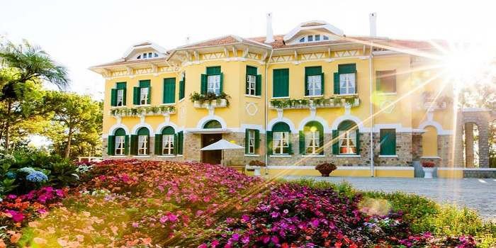 Dinh 2 Bảo Đại Đà Lạt – Tưởng đang lạc vào truyện cổ tích