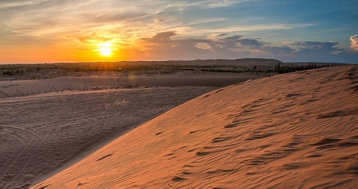 Du lịch đồi cát bay tại Mũi Né Phan Thiết và kinh nghiệm chi tiết nhất