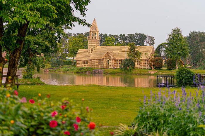 Trải nghiệm phim trường Smiley Ville Dining & Event Đông Anh - Hà Nội