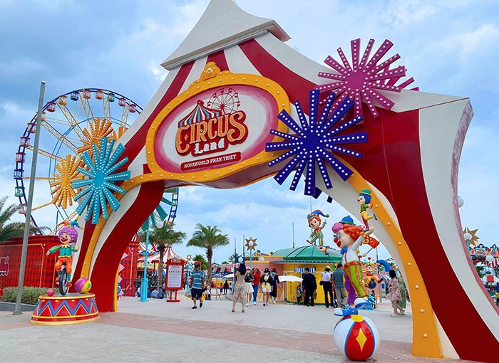 Circus Land Novaword Phan Thiết vui chơi không giới hạn