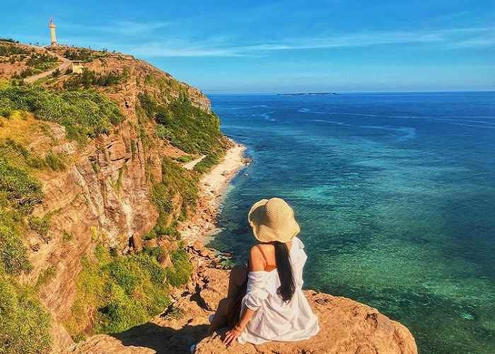 Núi Thới Lới – Điểm đến du lịch ấn tượng tại huyện Đảo Lý Sơn