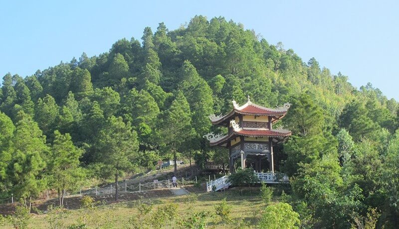 Ghé thăm nơi an nghỉ của Đại tướng Võ Nguyên Giáp - Vũng Chùa Đảo Yến