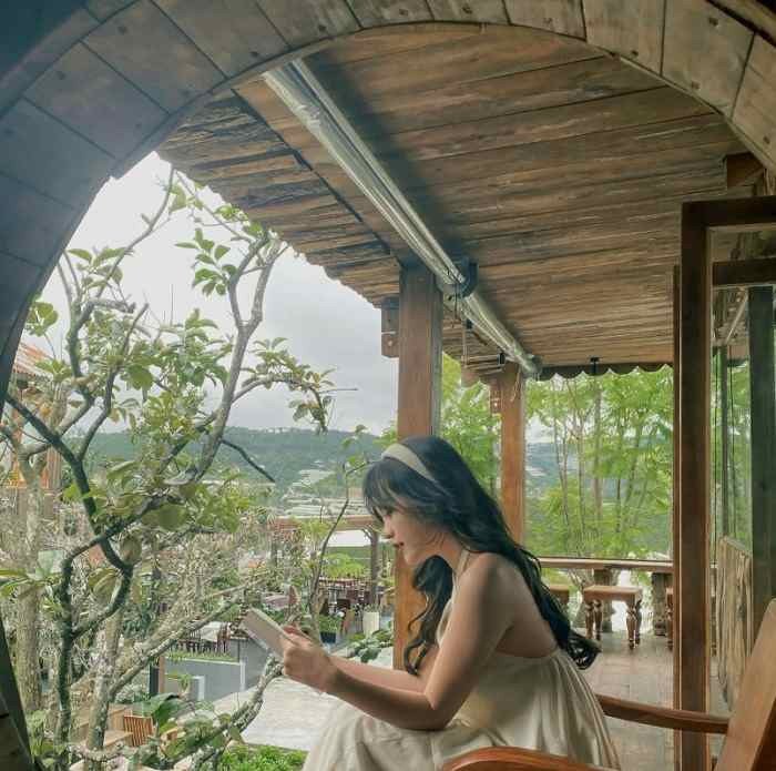 Săn mây cực chill tại Tiệm cà phê Bình Minh Ơi Đà Lạt