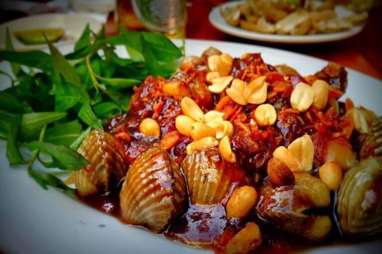 Món ngon khi du lịch ghềnh Đá Đĩa Phú Yên không thể bỏ lỡ