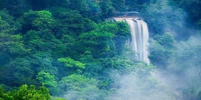 Thác Ankroet – Nét đẹp yên bình tại Đà Lạt