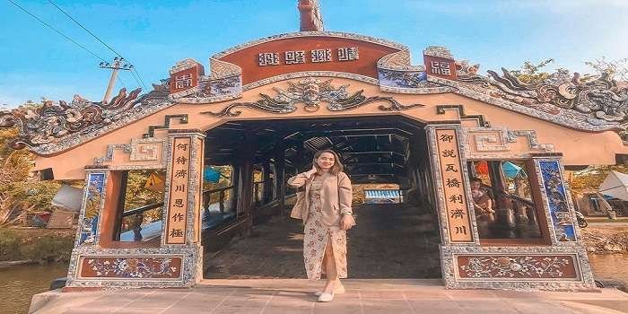 Du lịch Huế - Tham quan cầu ngói Thanh Toàn