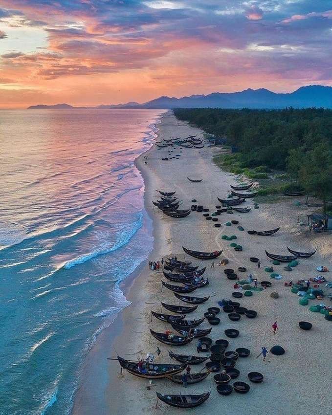 Bức tranh Vịnh Lăng Cô – Huế mê hoặc du khách